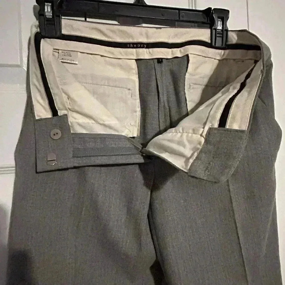 Size 2 Gray THEORY Wool Trouser Pants with Pleats, Used, See Photos - Picture 5 of 11